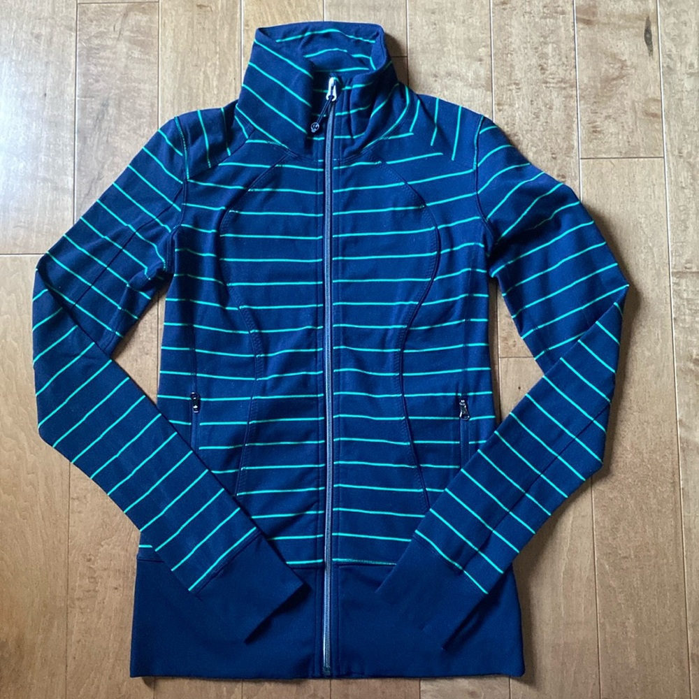 Lululemon Women’s Full Zip Sweater Sz 8